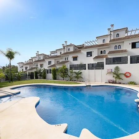 Modern 3-bedroom At Agra Residencial Apartment *